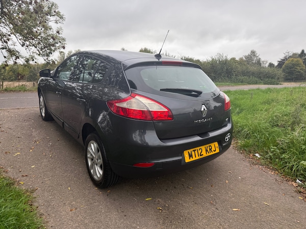 Used Renault Megane 2012 for sale - 76253197: Photo 4