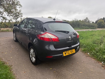 Used Renault Megane 2012 for sale - 76253197: Photo 4