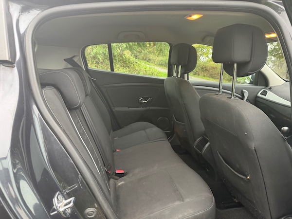 Used Renault Megane 2012 for sale - 76253197: Photo 8