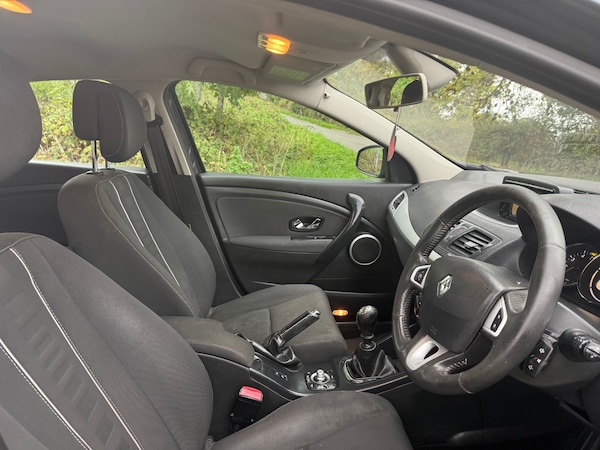 Used Renault Megane 2012 for sale - 76253197: Photo 9