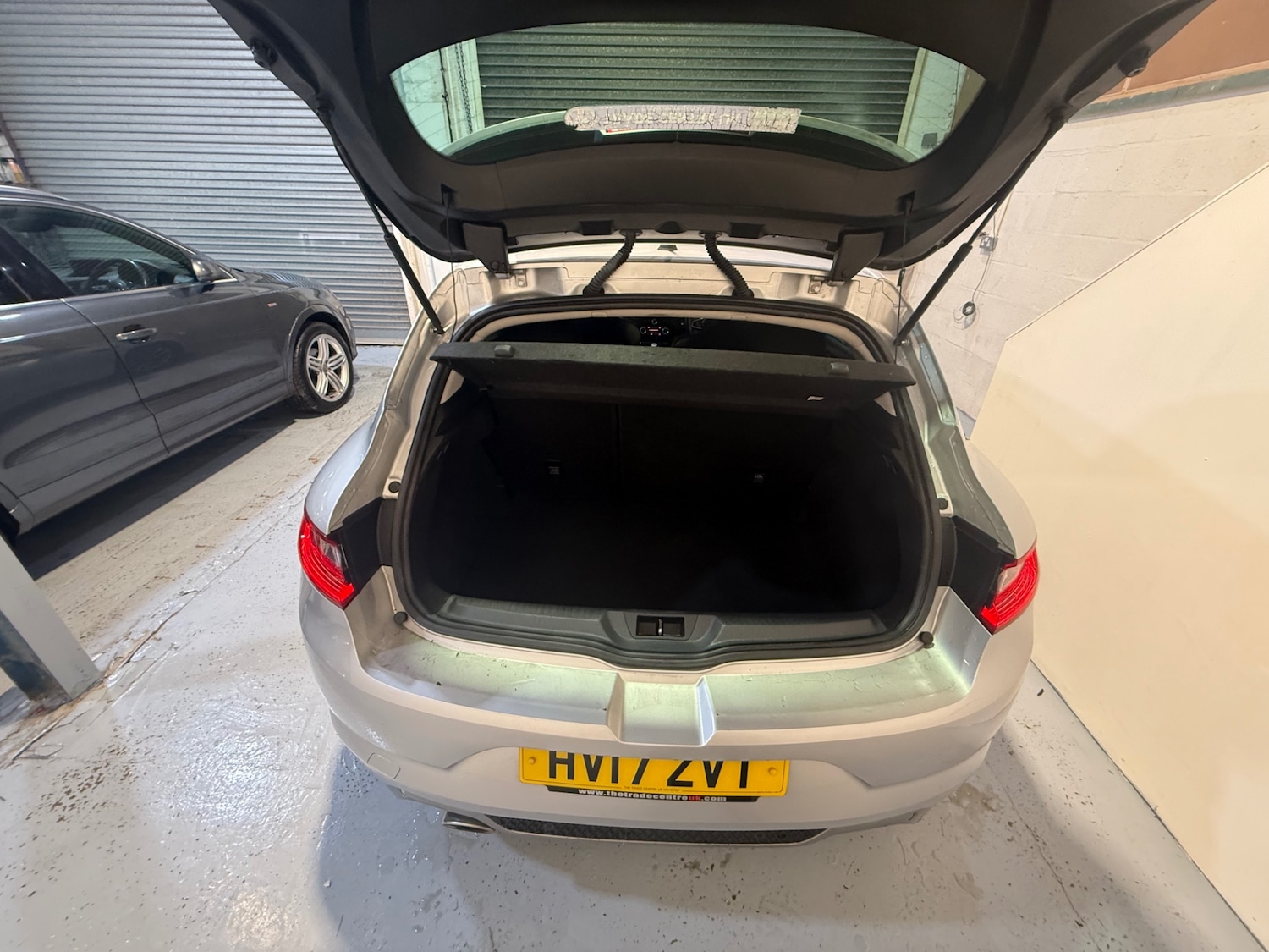 Used Renault Megane 2017 for sale - 77170724: Photo 7