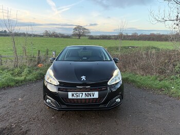 Used Peugeot 208 2017 for sale - 76796614: Photo