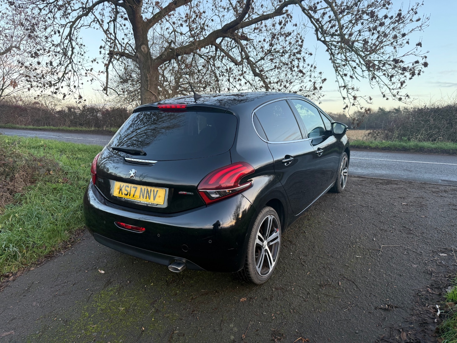 Used Peugeot 208 2017 for sale - 76796614: Photo 5