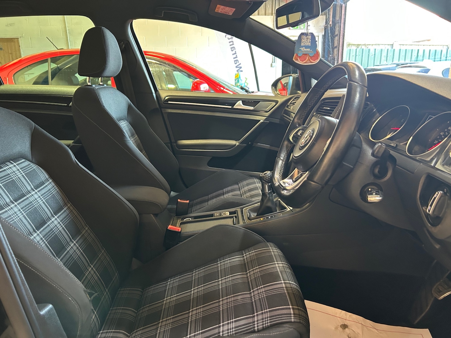 Used Volkswagen Golf 2014 for sale - 77918310: Photo 12