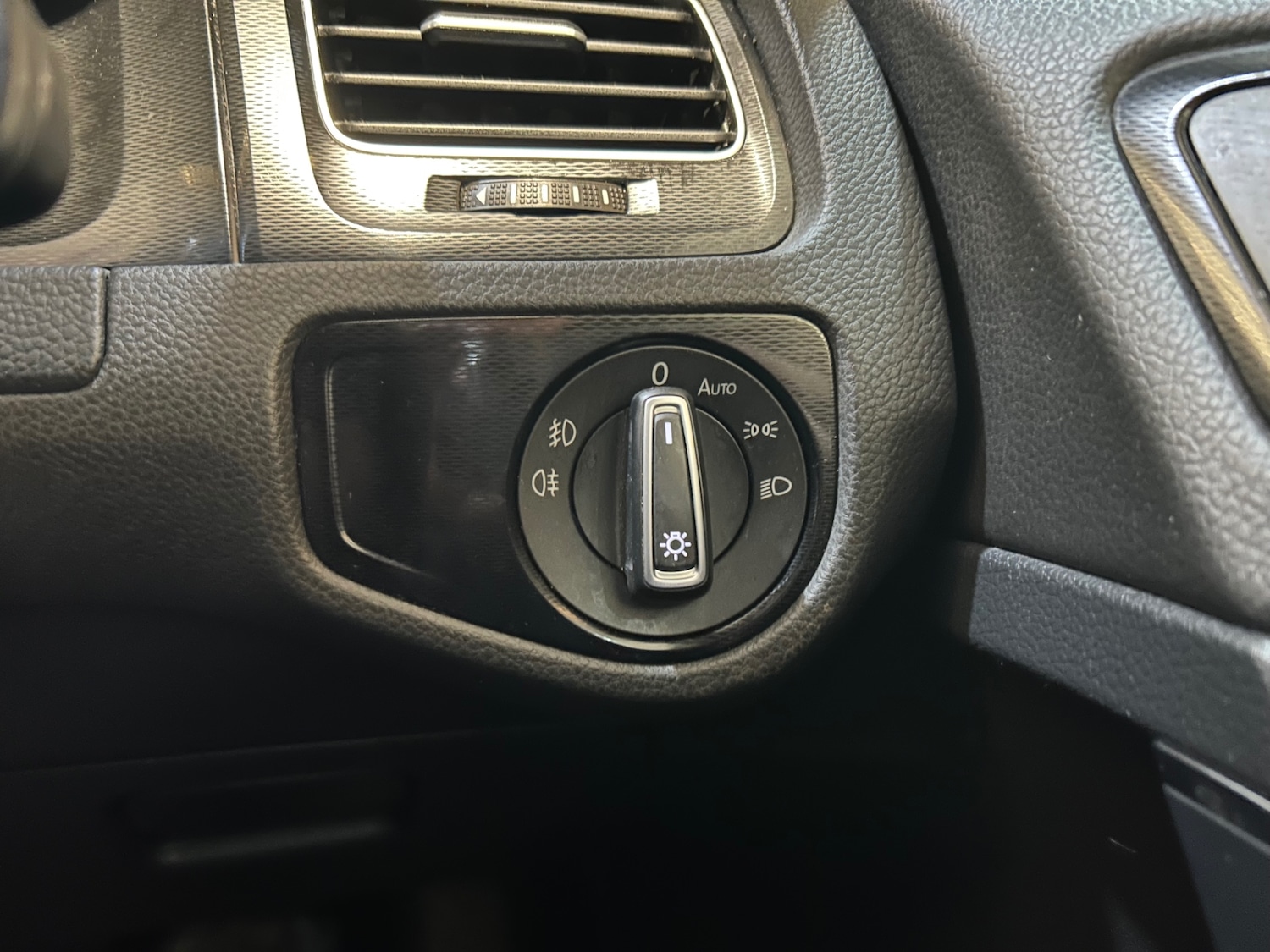 Used Volkswagen Golf 2014 for sale - 77918310: Photo 13