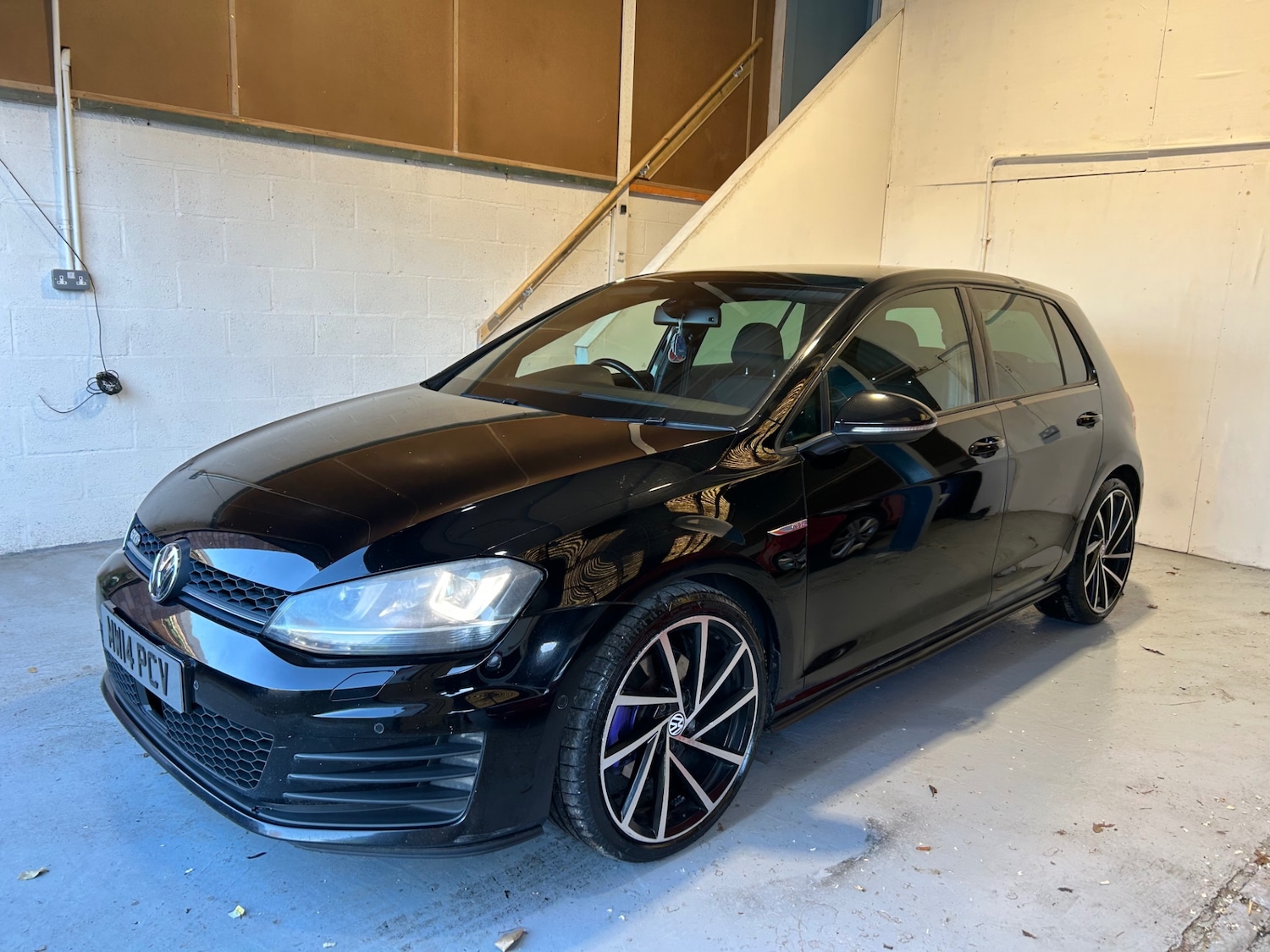 Used Volkswagen Golf 2014 for sale - 77918310: Photo 2