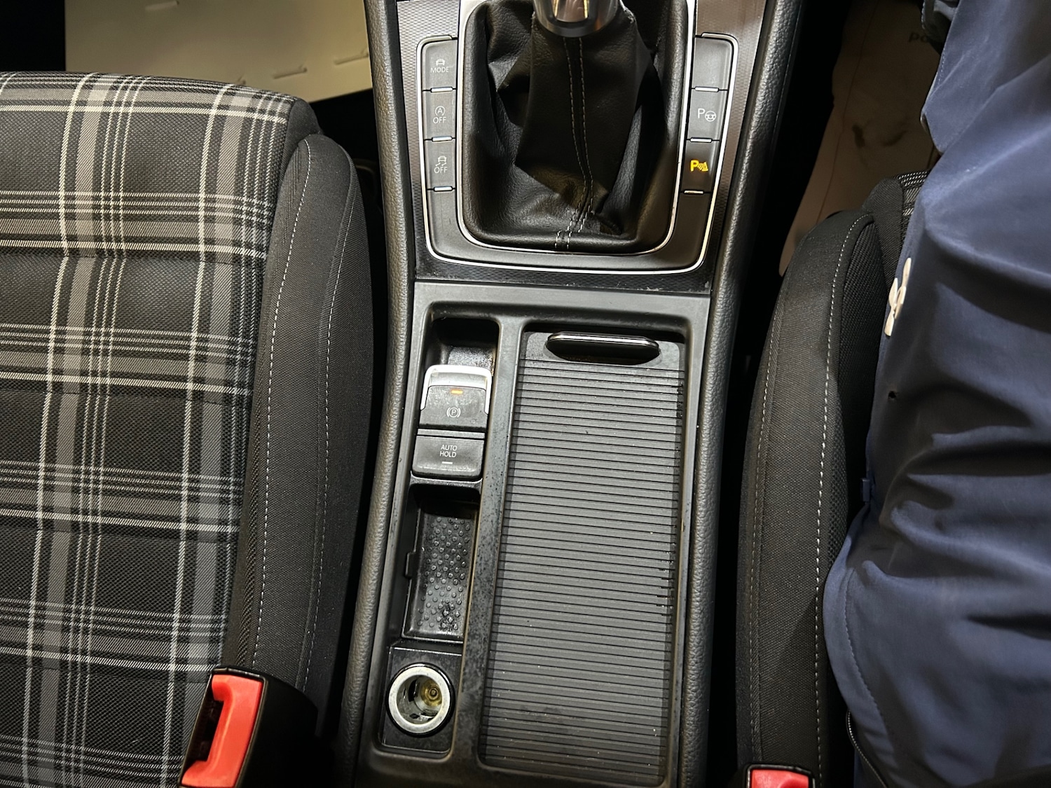 Used Volkswagen Golf 2014 for sale - 77918310: Photo 20