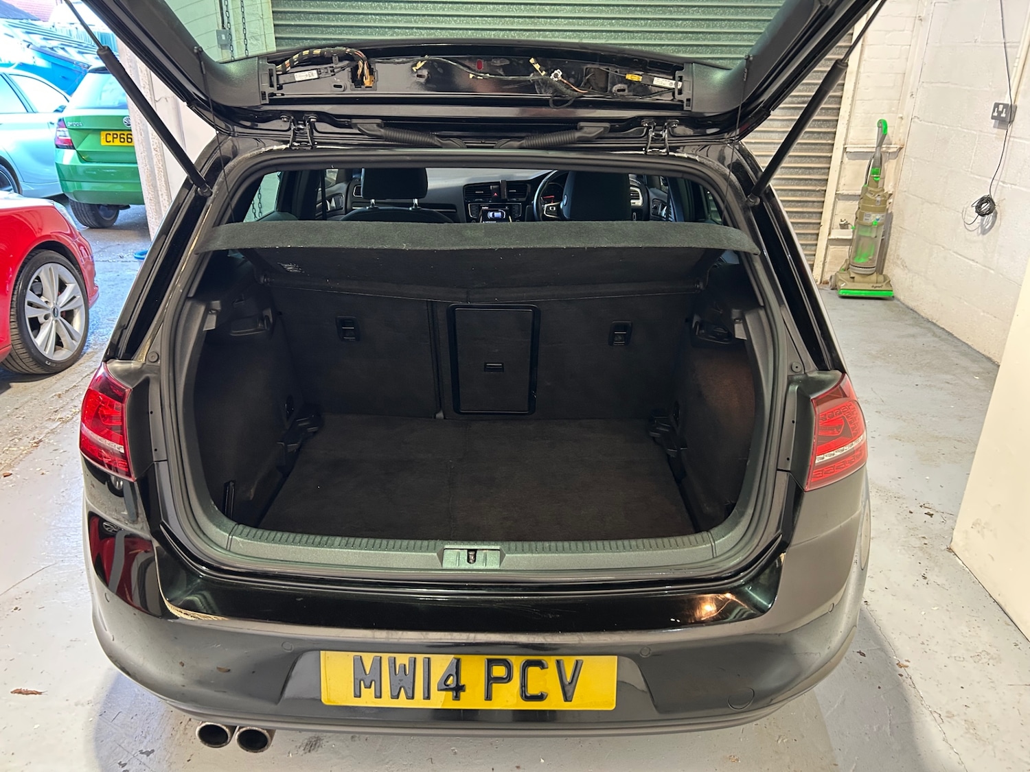 Used Volkswagen Golf 2014 for sale - 77918310: Photo 7