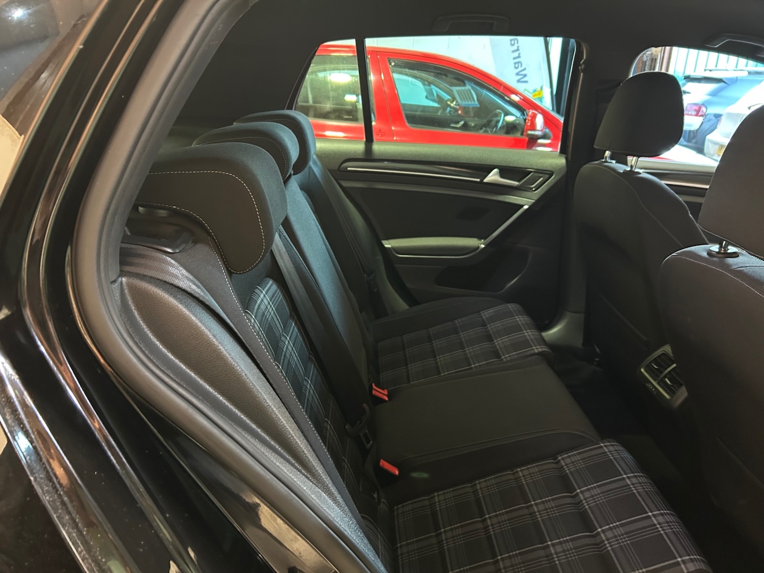 Used Volkswagen Golf 2014 for sale - 77918310: Photo 9