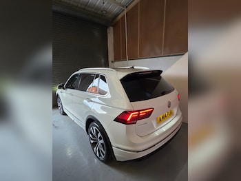 Used Volkswagen Tiguan 2020 for sale - 77234255: Photo