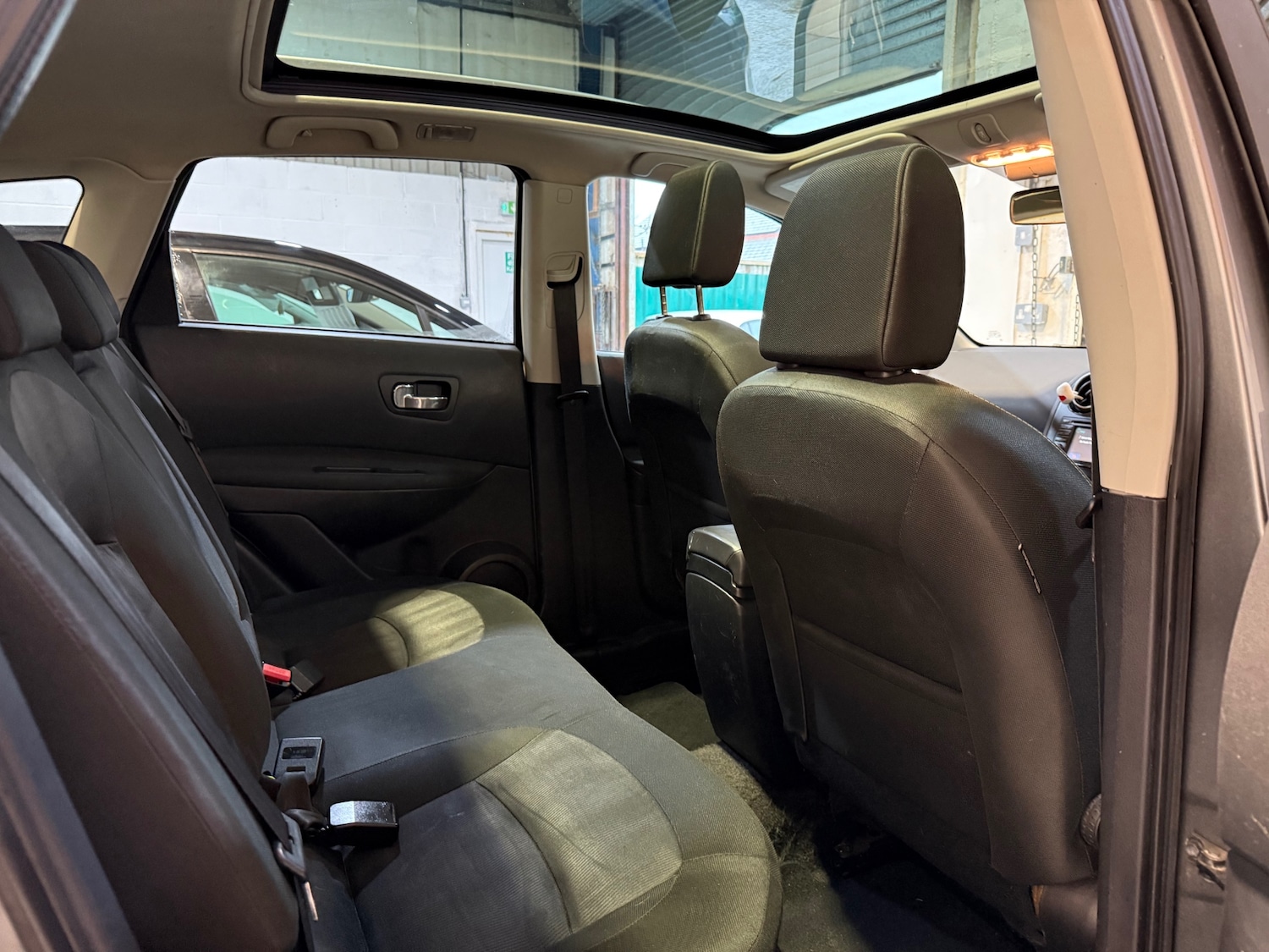 Used Nissan Qashqai 2011 for sale - 77530660: Photo 8