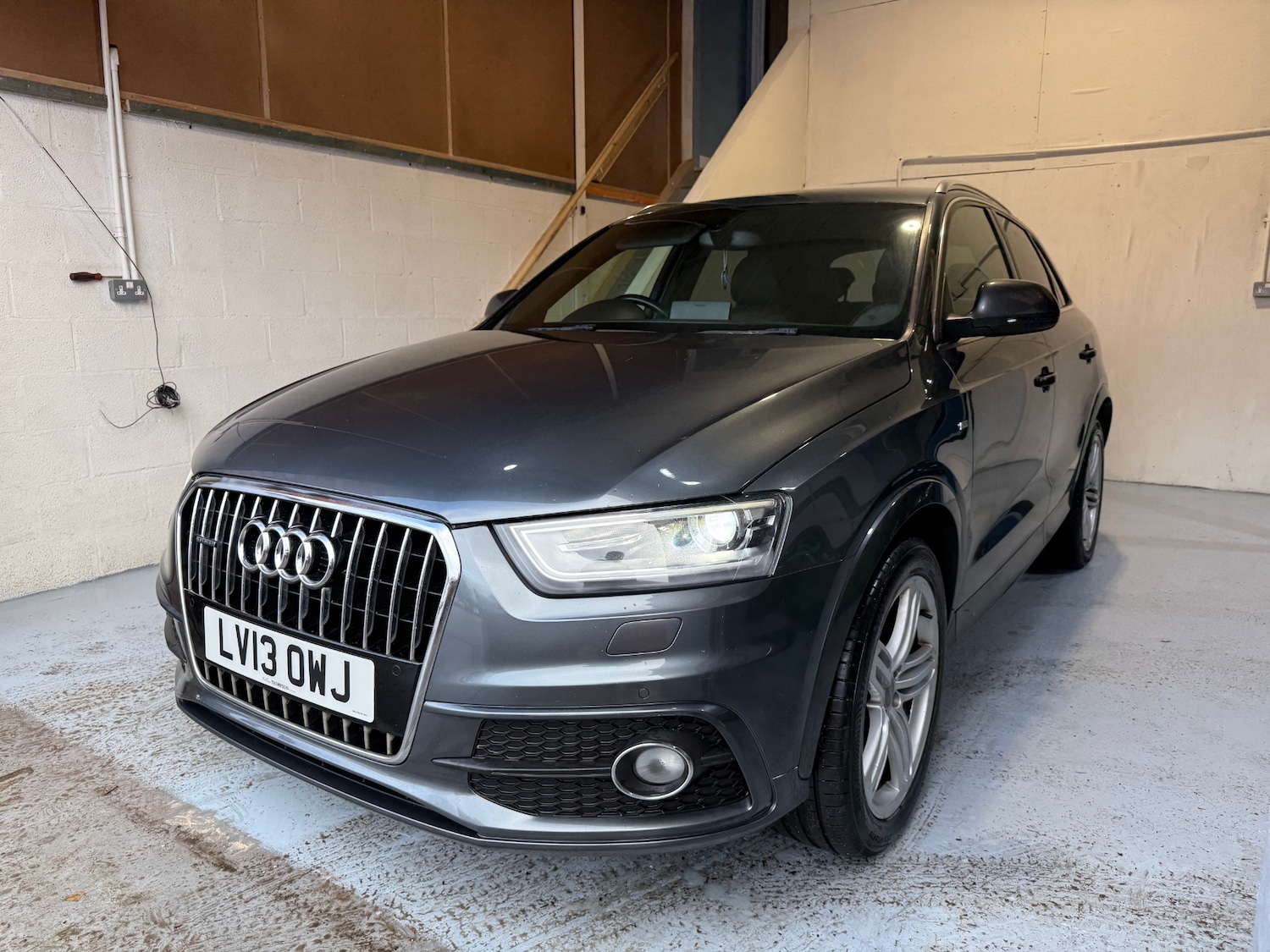 Used Audi Q3 2013 for sale - 77168765: Photo 3