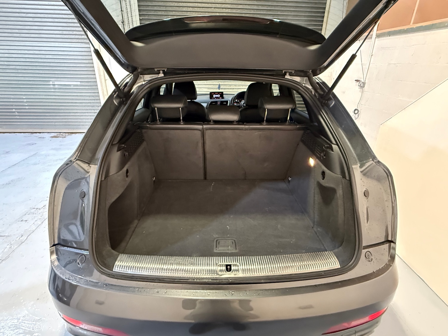 Used Audi Q3 2013 for sale - 77168765: Photo 7