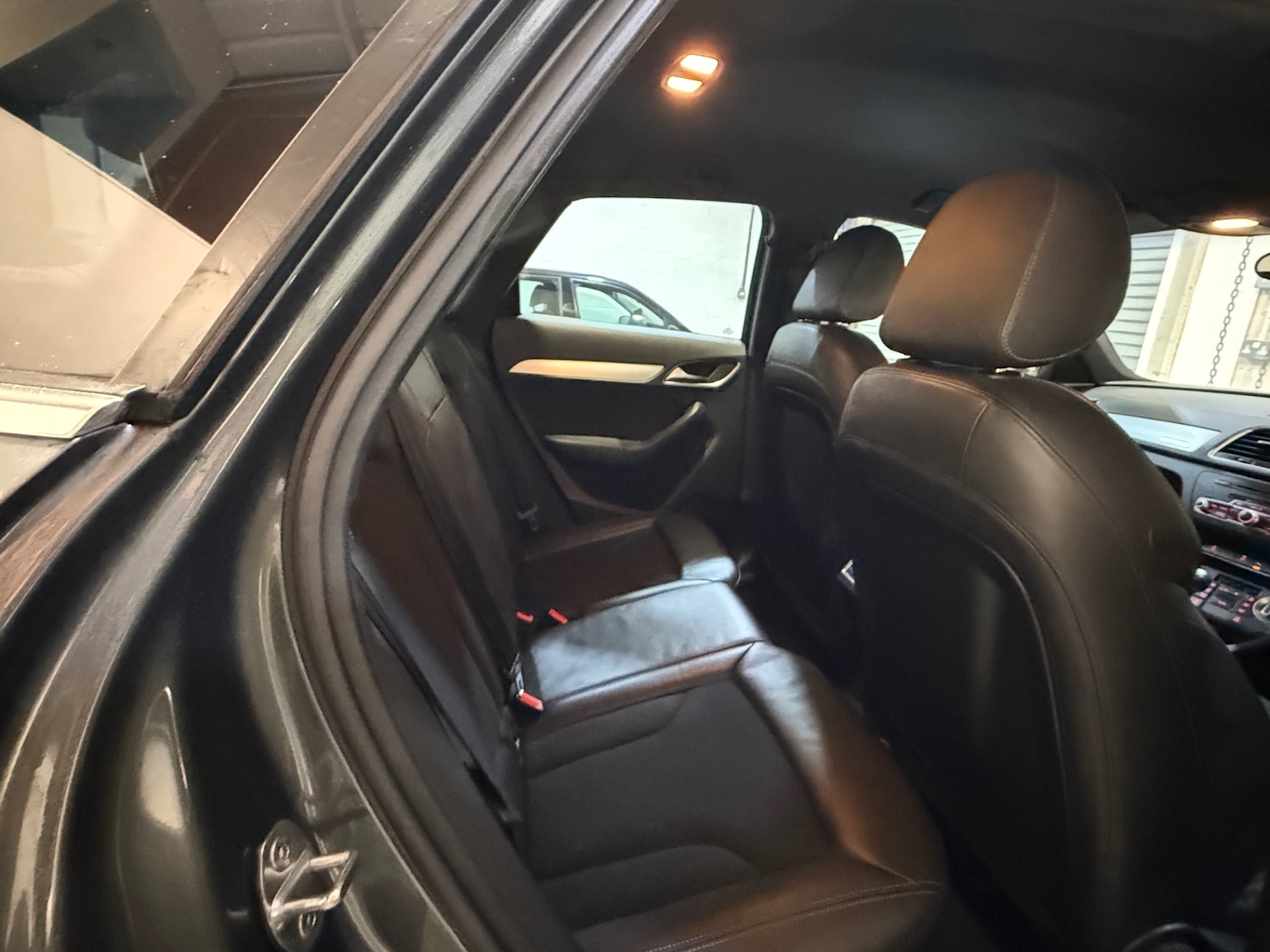 Used Audi Q3 2013 for sale - 77168765: Photo 8