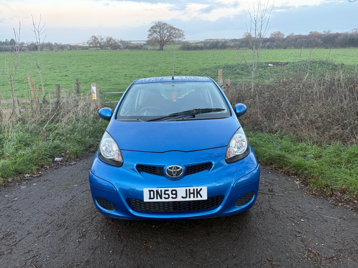 Used Toyota AYGO 2009 for sale - 76726092: Photo 3