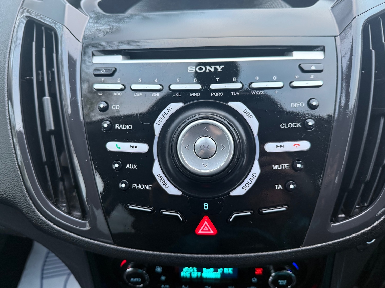 Used Ford Kuga 2014 for sale - 76589747: Photo 15