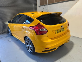 Used Ford Focus 2013 for sale - 78011711: Photo