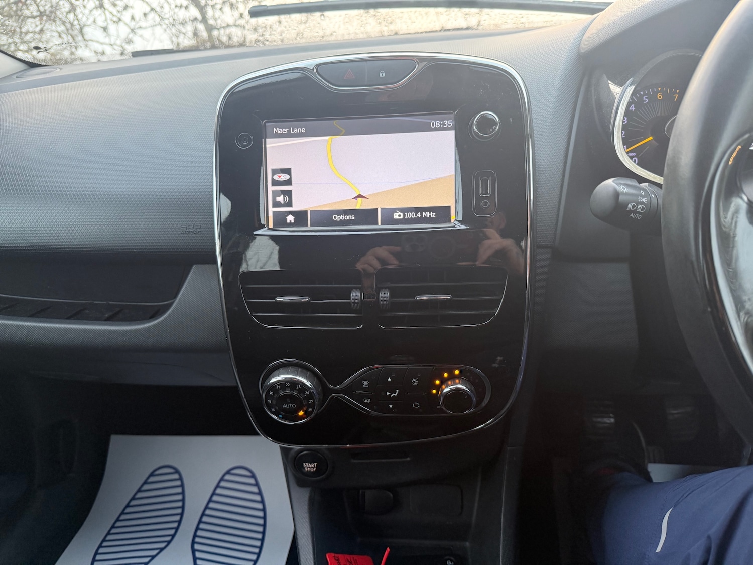 Used Renault Clio 2014 for sale - 76780543: Photo 16