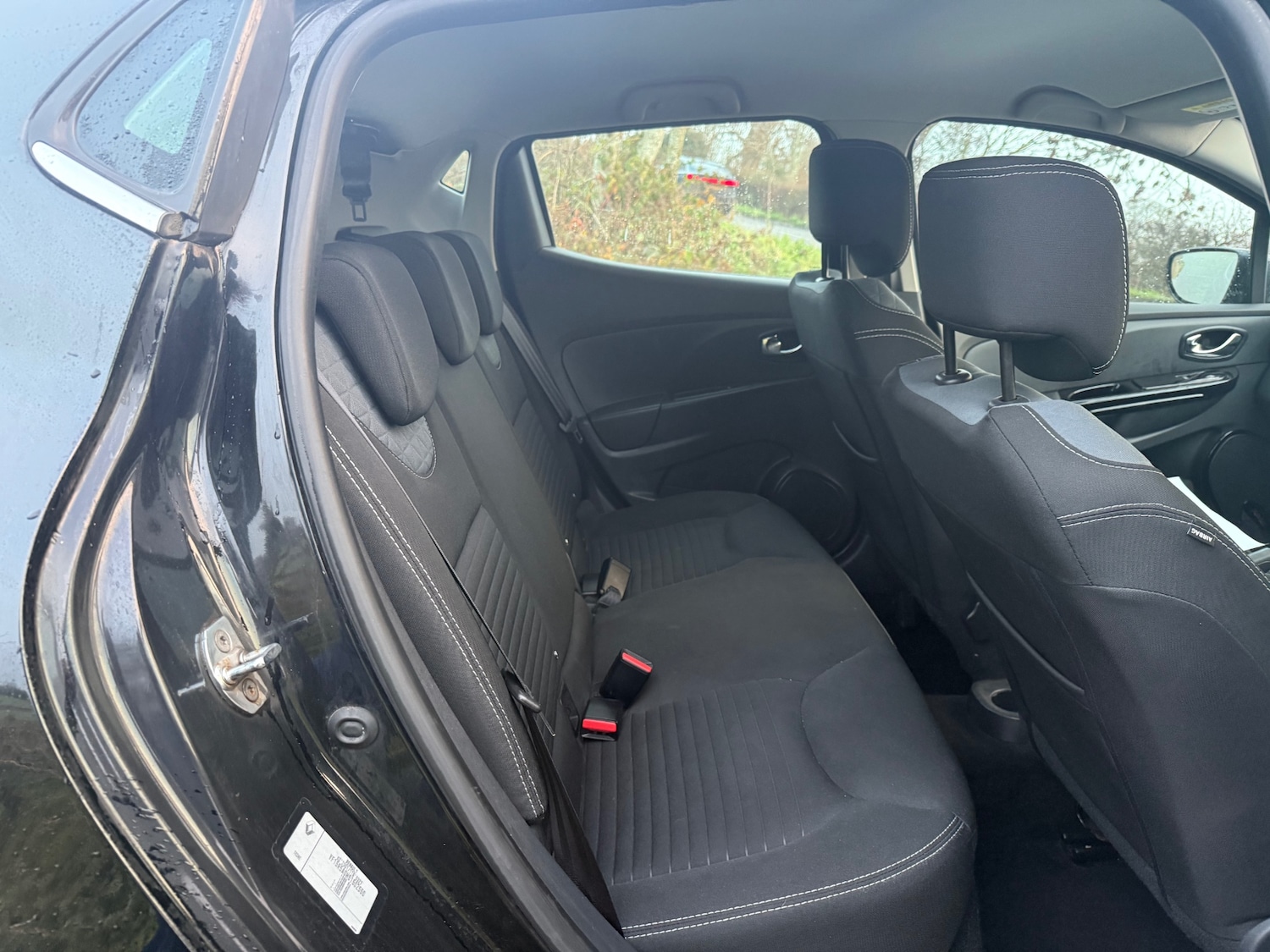 Used Renault Clio 2014 for sale - 76780543: Photo 8