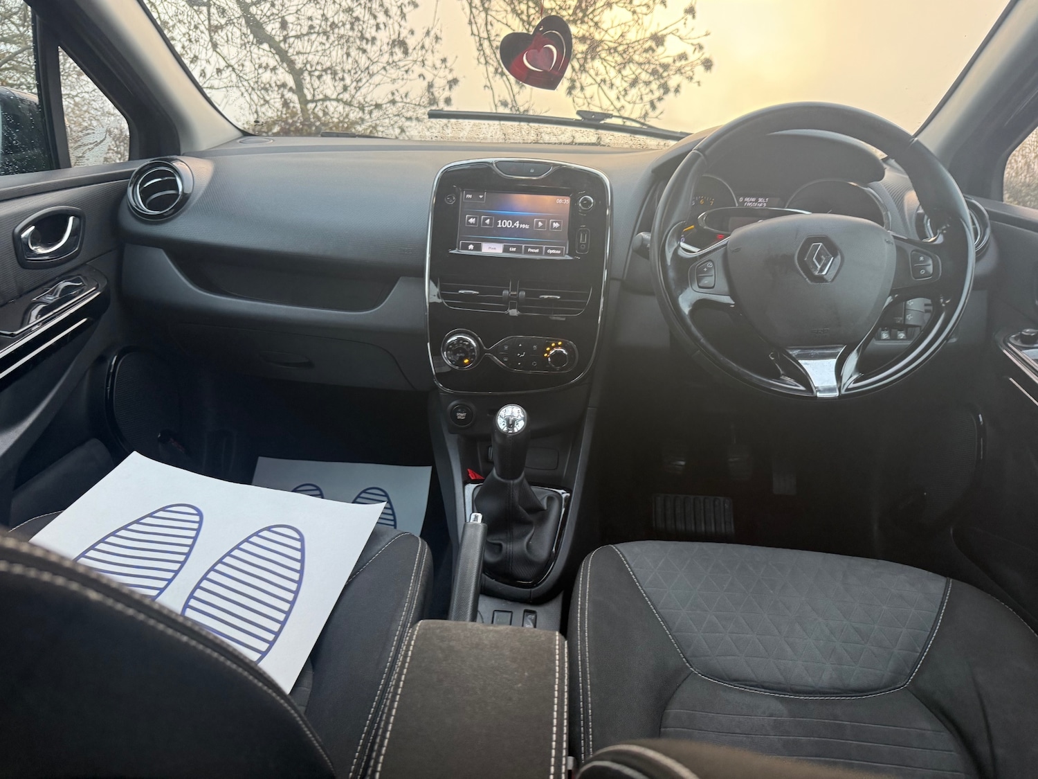 Used Renault Clio 2014 for sale - 76780543: Photo 9