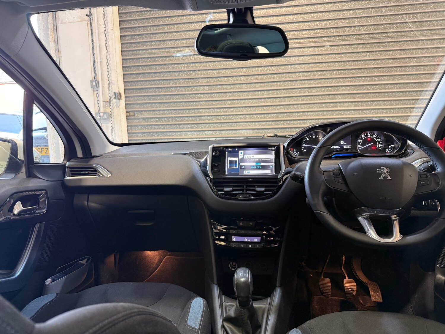 Used Peugeot 208 2012 for sale - 77556010: Photo 10