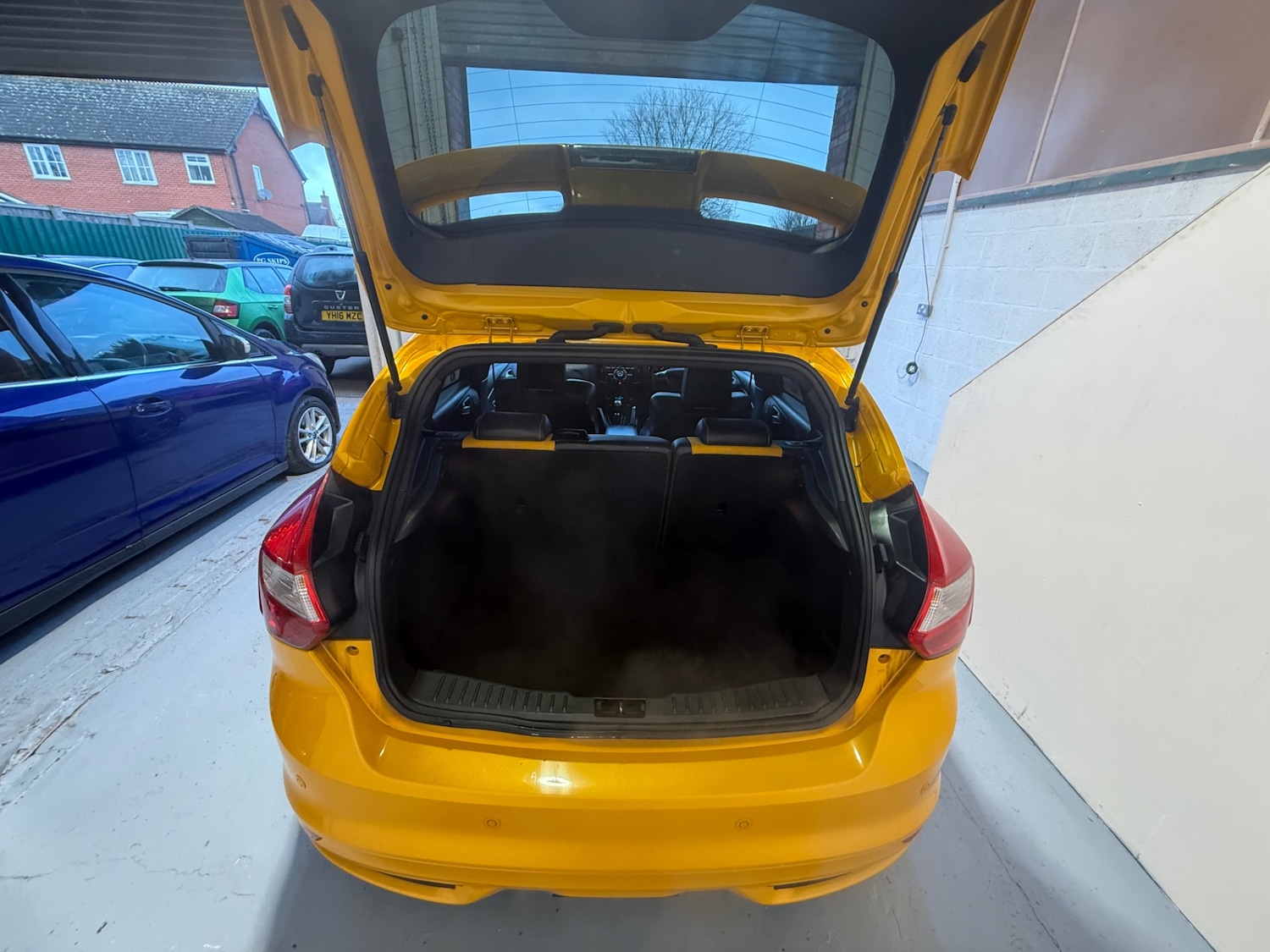 Used Ford Focus 2013 for sale - 77363339: Photo 9