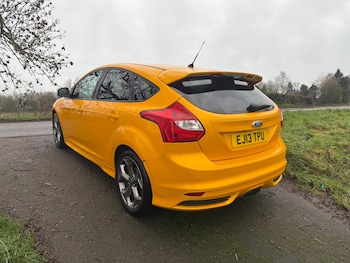 Used Ford Focus 2013 for sale - 76957643: Photo