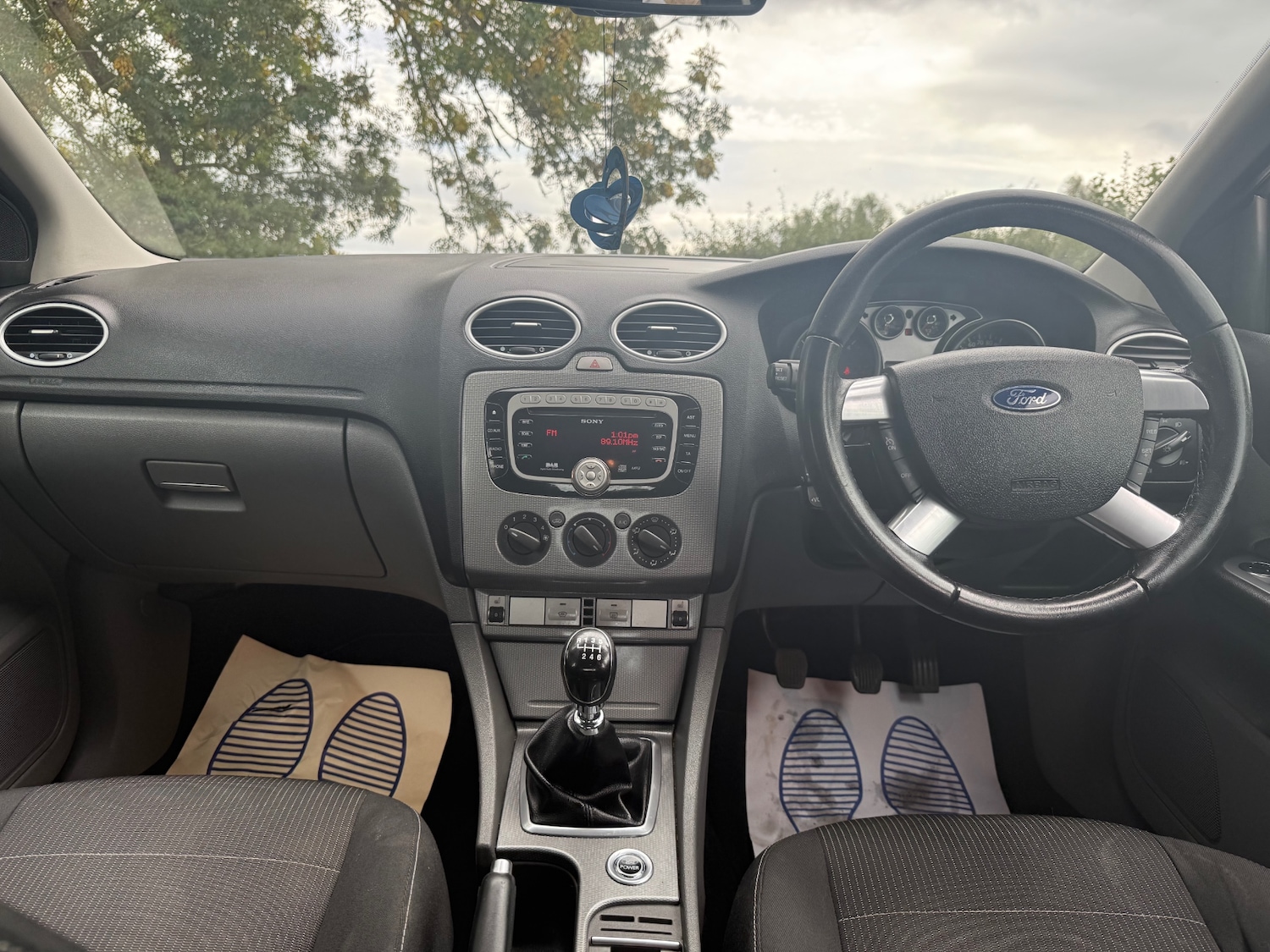 Used Ford Focus 2010 for sale - 76003850: Photo 9