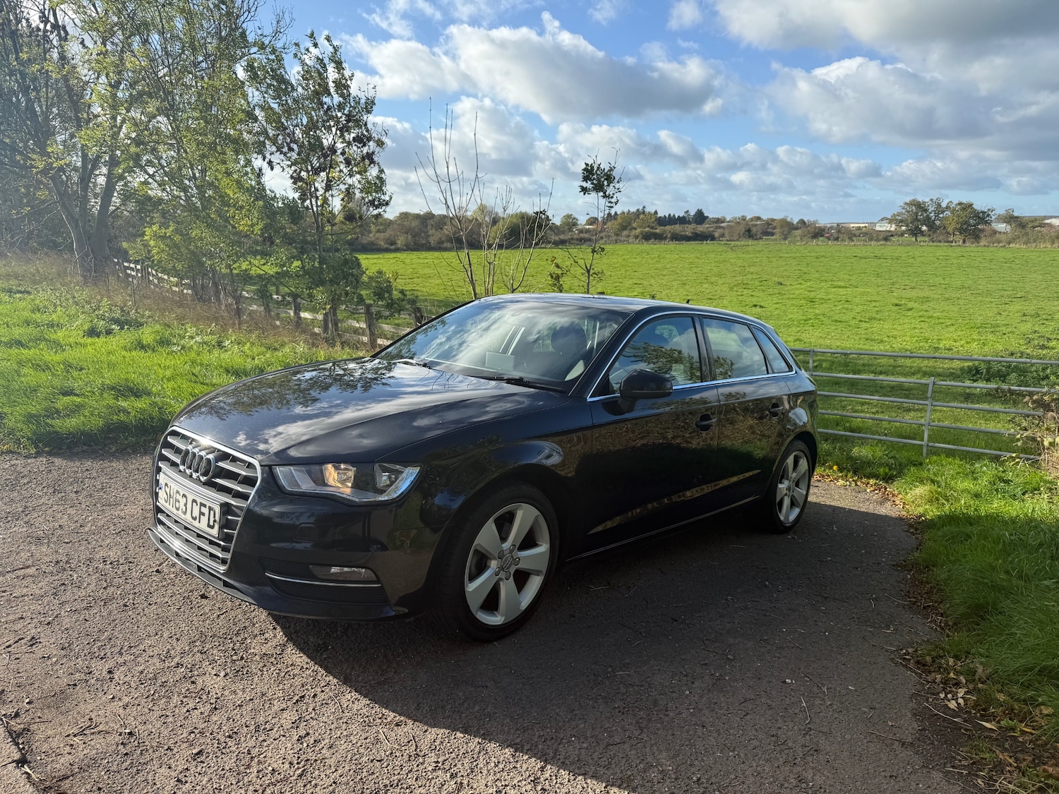 Used Audi A3 2013 for sale - 76368259: Photo 2