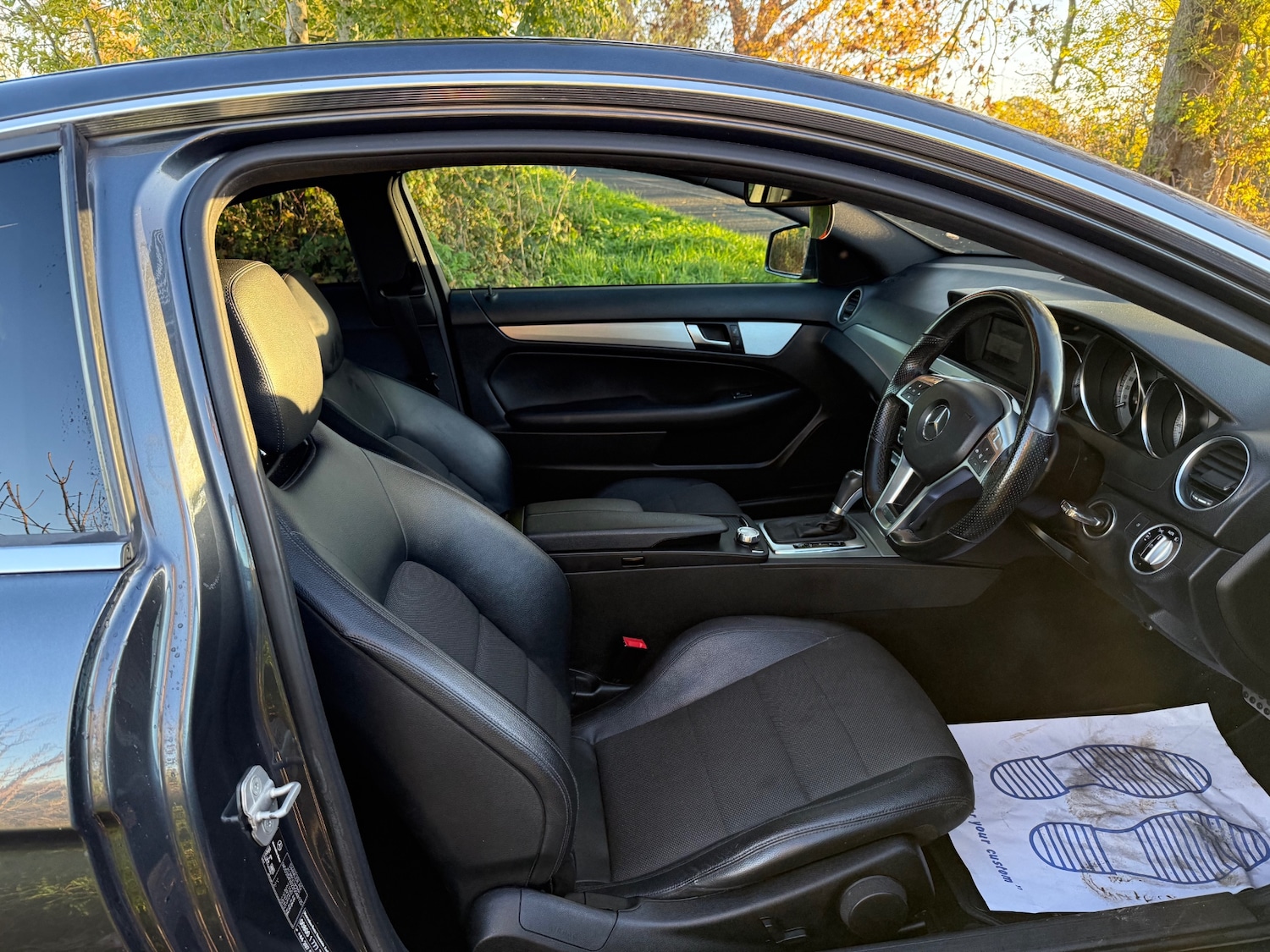 Used Mercedes-Benz C Class 2012 for sale - 76428657: Photo 9