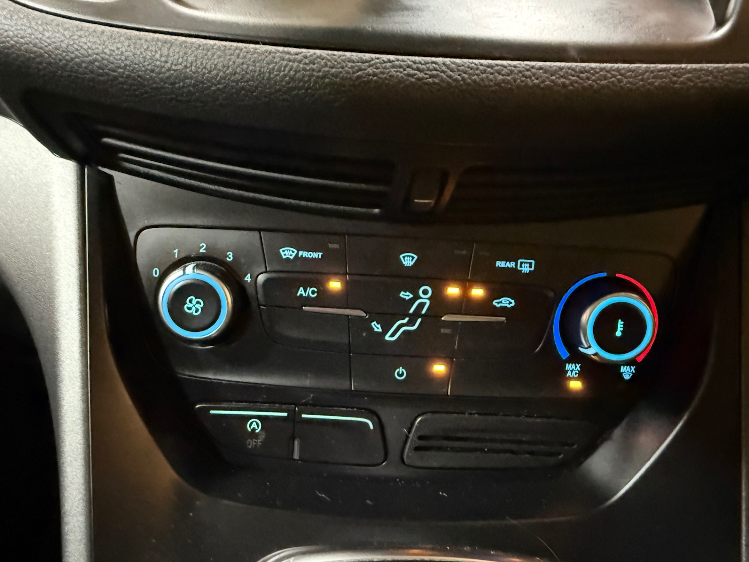 Used Ford C-Max 2015 for sale - 77168635: Photo 15