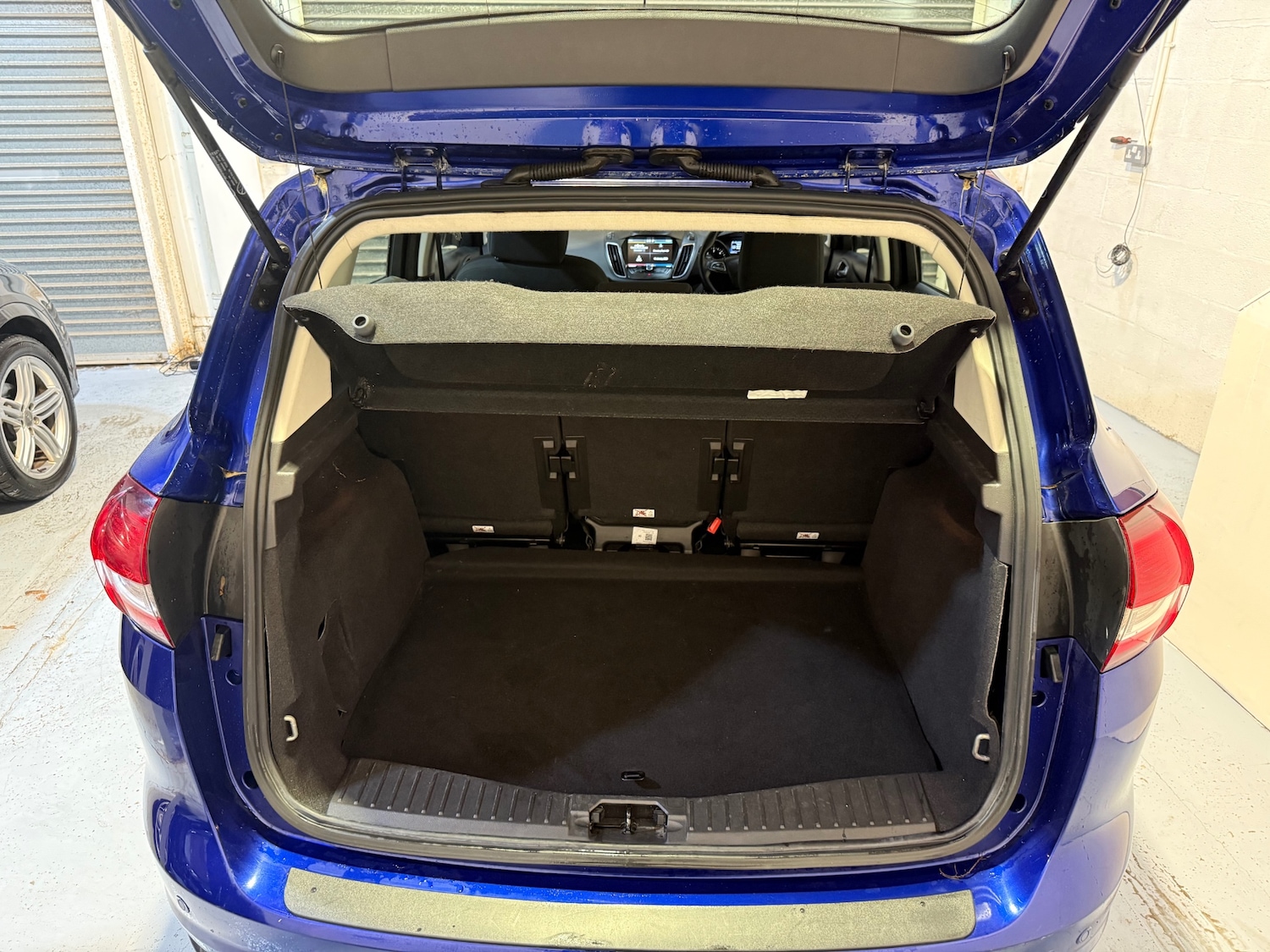 Used Ford C-Max 2015 for sale - 77168635: Photo 7