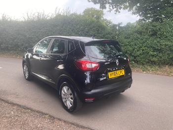 Used Renault Captur 2015 for sale - 75638533: Photo