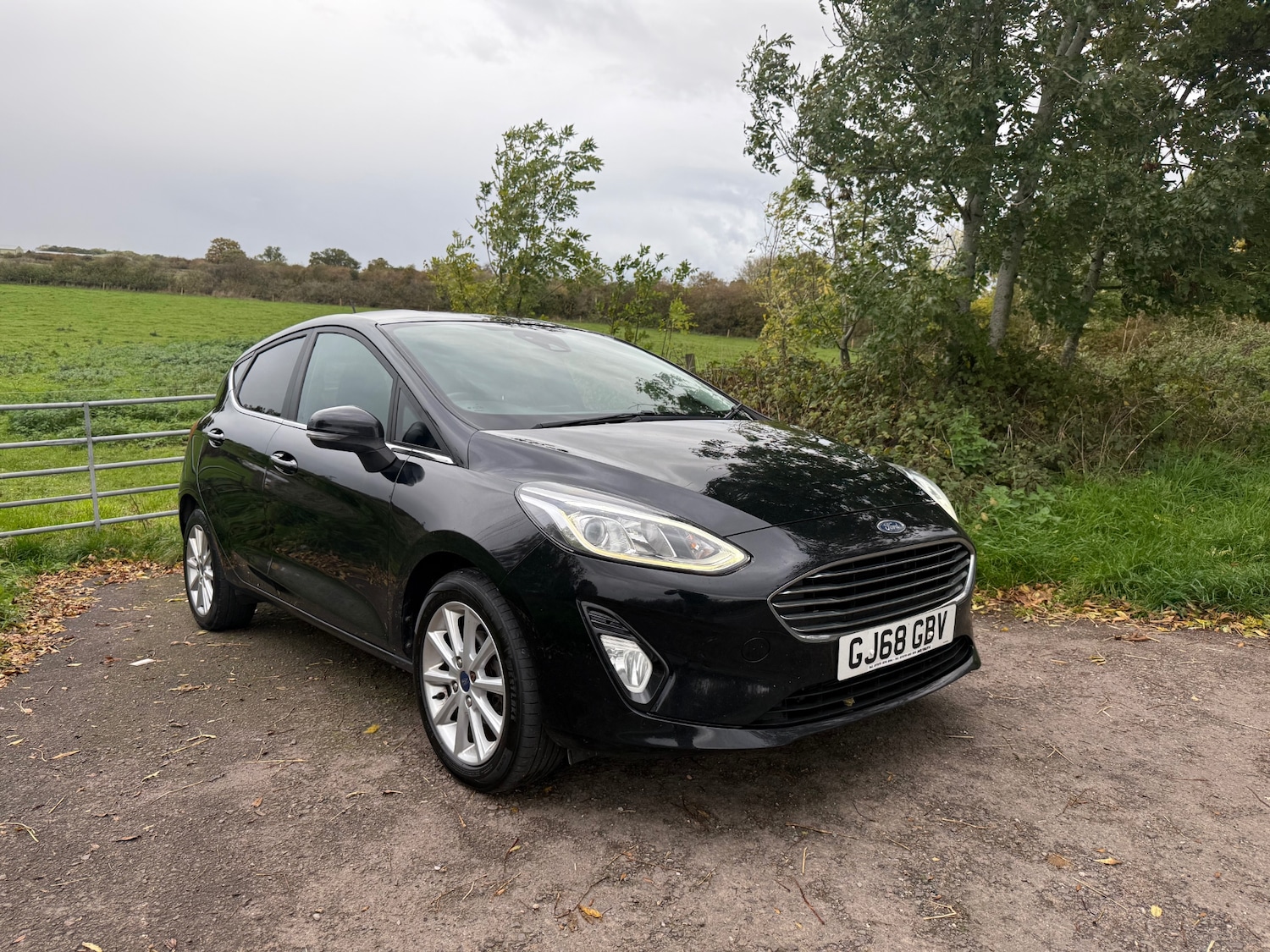 Used Ford Fiesta 2018 for sale - 76352296: Photo 1