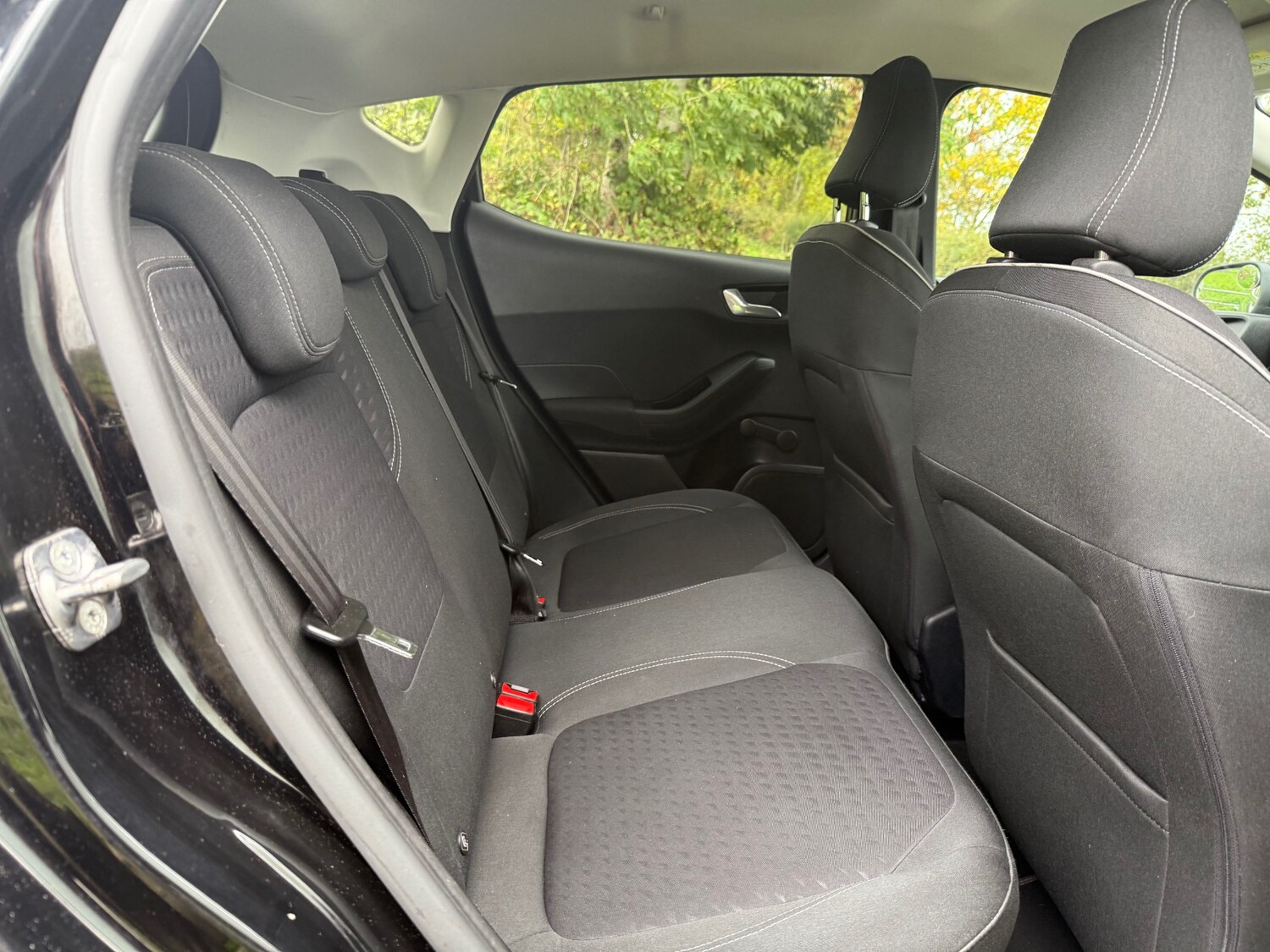 Used Ford Fiesta 2018 for sale - 76352296: Photo 8