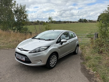 Used Ford Fiesta 2012 for sale - 75760478: Photo