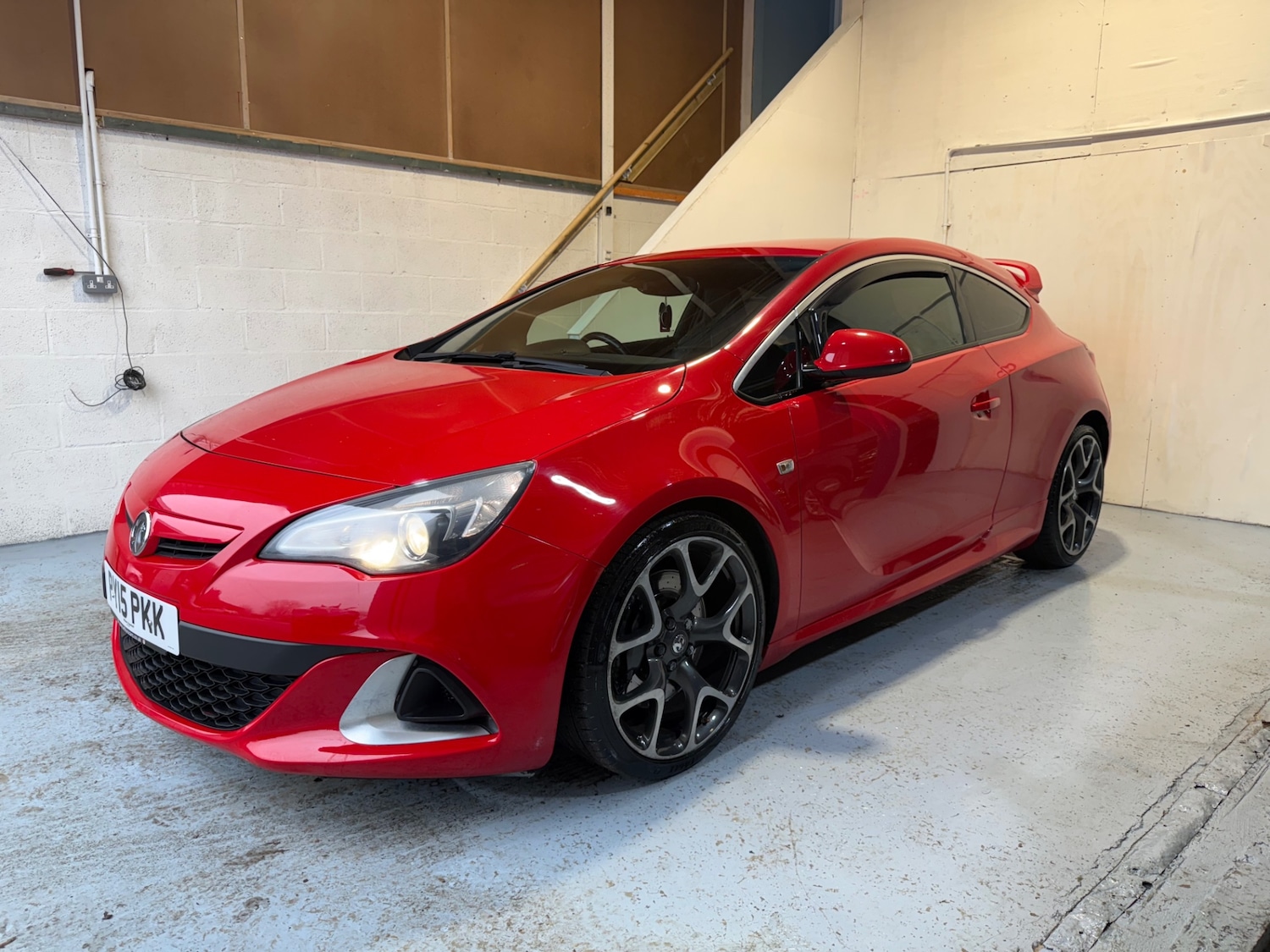 Used Vauxhall Astra GTC 2015 for sale - 77208567: Photo 2