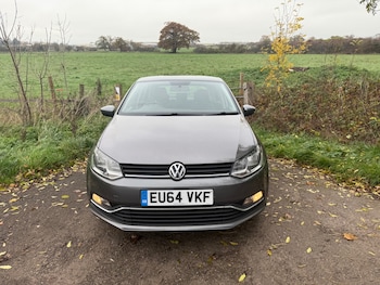Used Volkswagen Polo 2014 for sale - 76494327: Photo