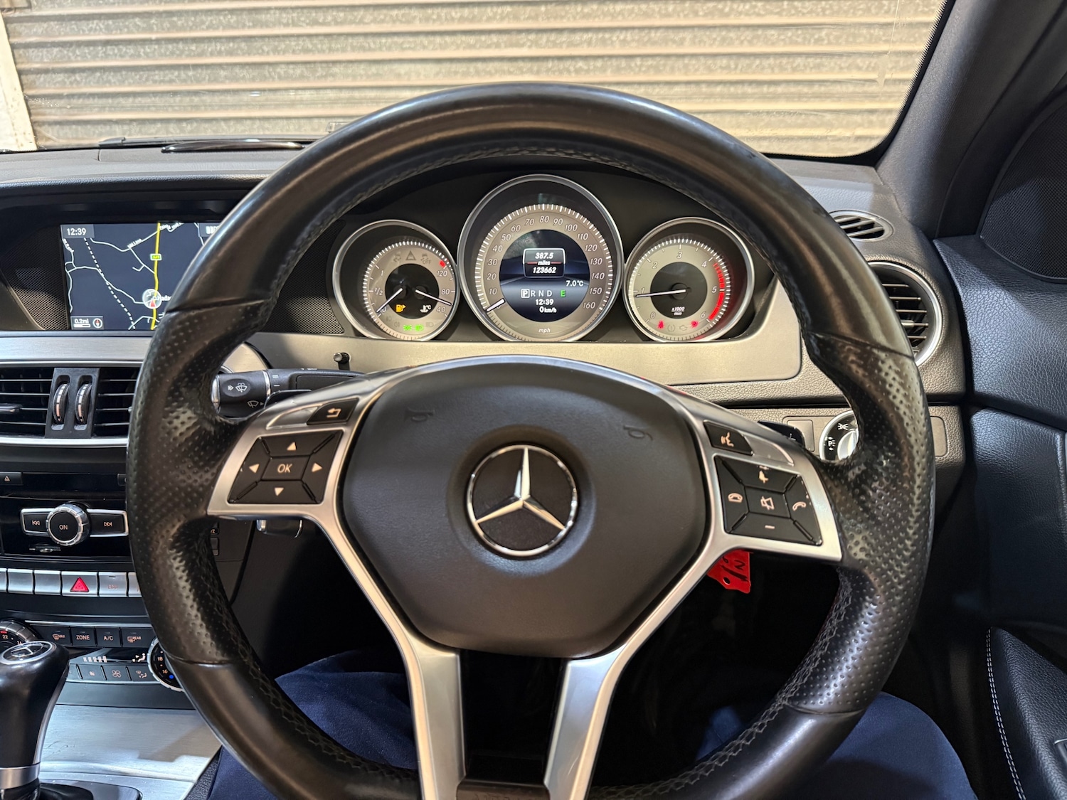 Used Mercedes-Benz C Class 2015 for sale - 77208596: Photo 12