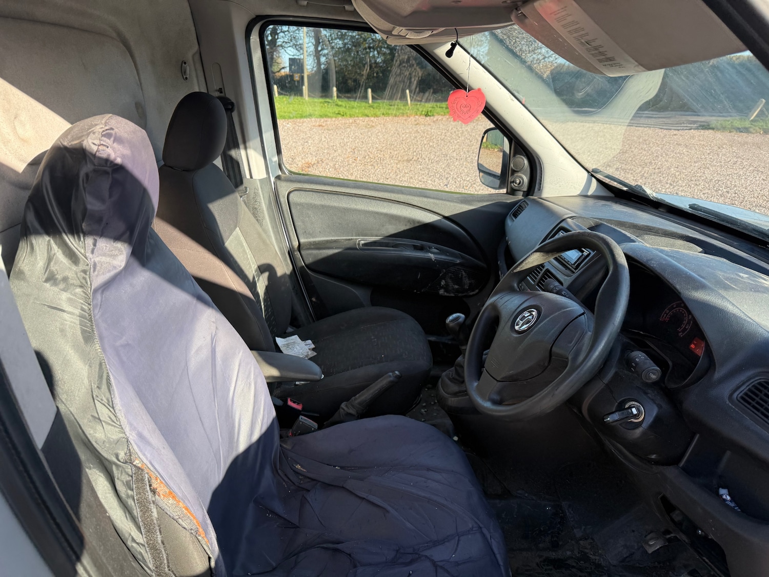 Used Vauxhall Combo 2014 for sale - 76618383: Photo 8