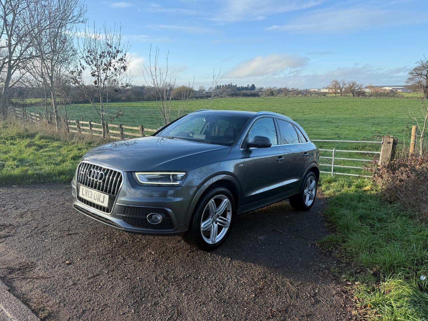 Used Audi Q3 2013 for sale - 76778104: Photo 3