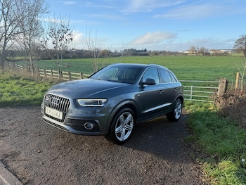 Used Audi Q3 2013 for sale - 76778104: Photo
