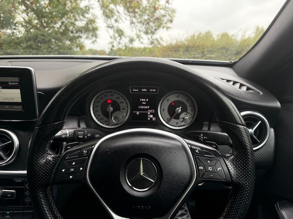 Used Mercedes-Benz A-Class 2012 for sale - 76252821: Photo 12