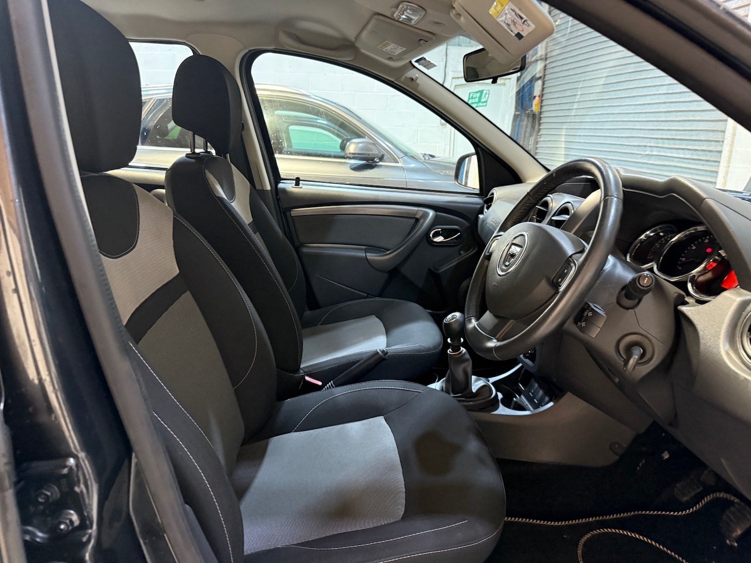 Used Dacia Duster 2016 for sale - 77168777: Photo 11