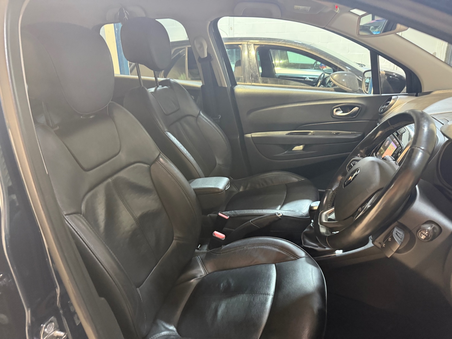 Used Renault Captur 2018 for sale - 77520508: Photo 10