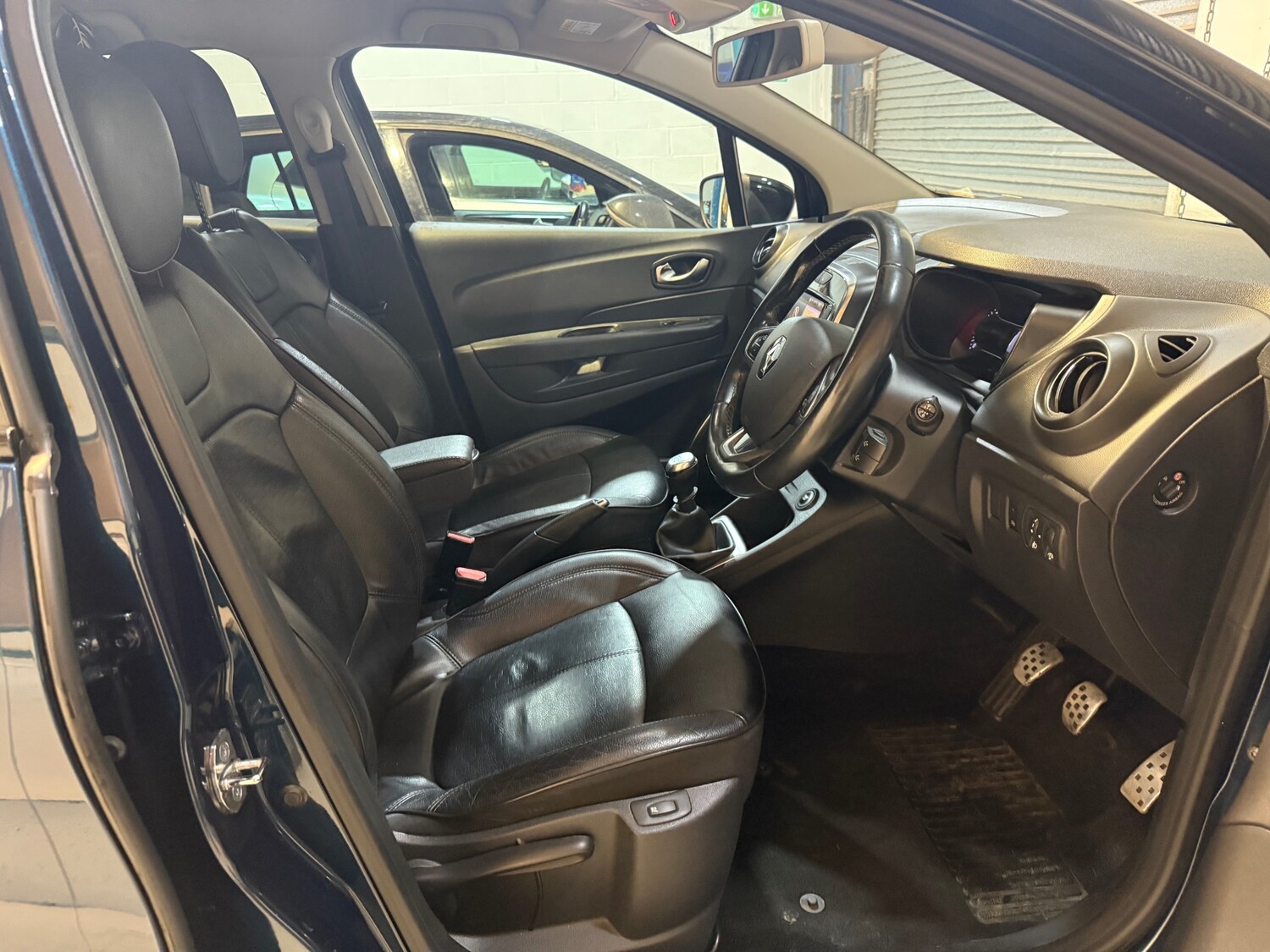 Used Renault Captur 2018 for sale - 77520508: Photo 11