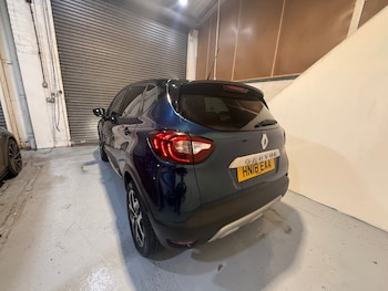 Used Renault Captur 2018 for sale - 77520508: Photo