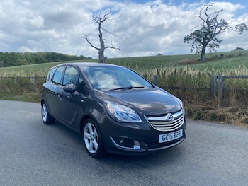 2015 (15) - 1.4i 16V Tech Line 5dr