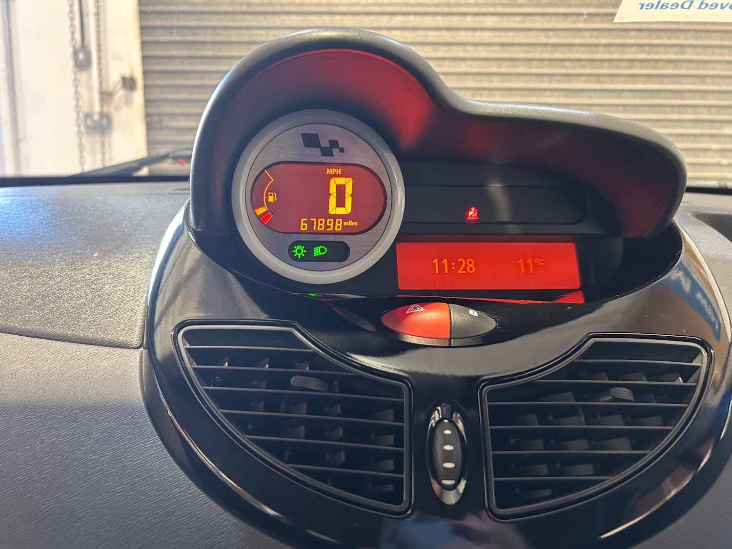 Used Renault Twingo 2011 for sale - 77743205: Photo 18