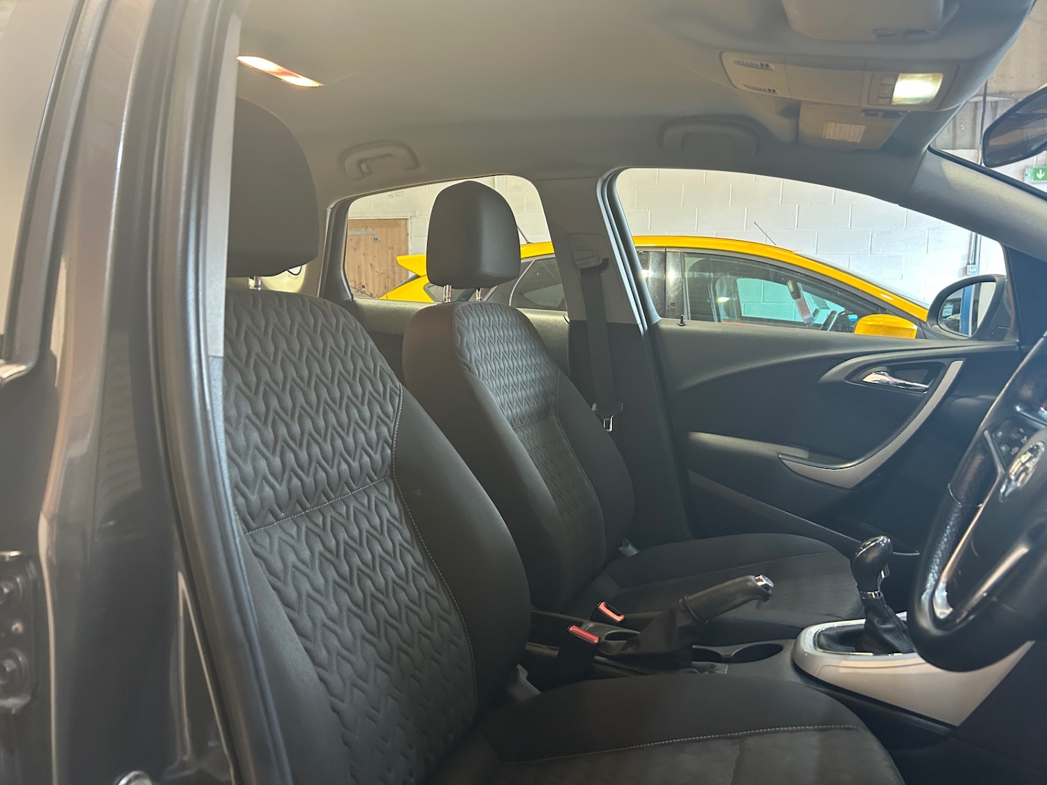 Used Vauxhall Astra 2013 for sale - 78045401: Photo 10